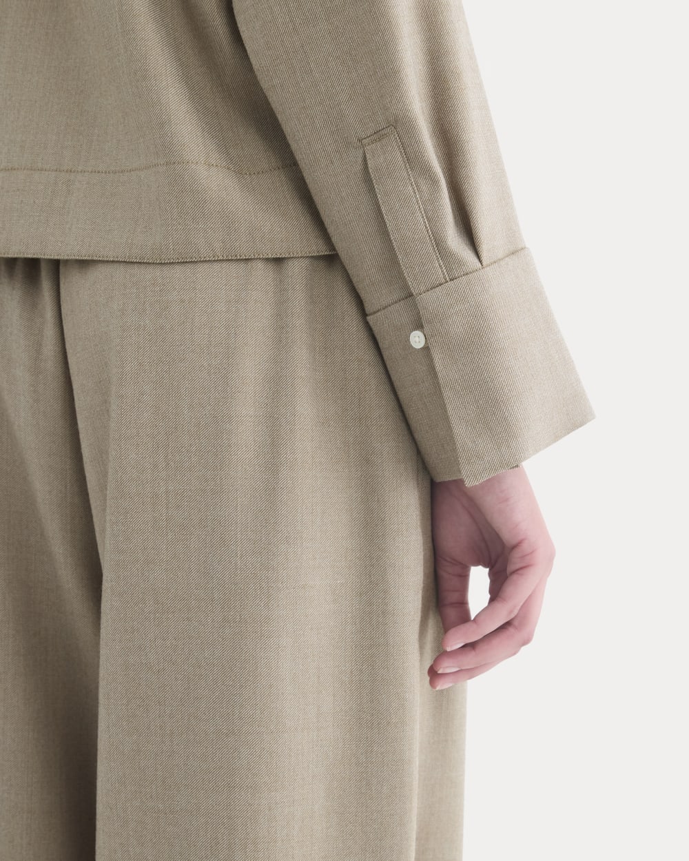 Overshirt in Tailor Twill | Light Taupe