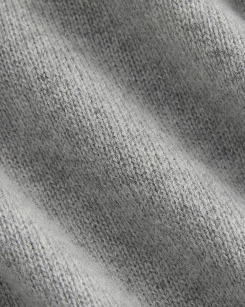 Midweight Cashmere Crew |  Heathered Grey