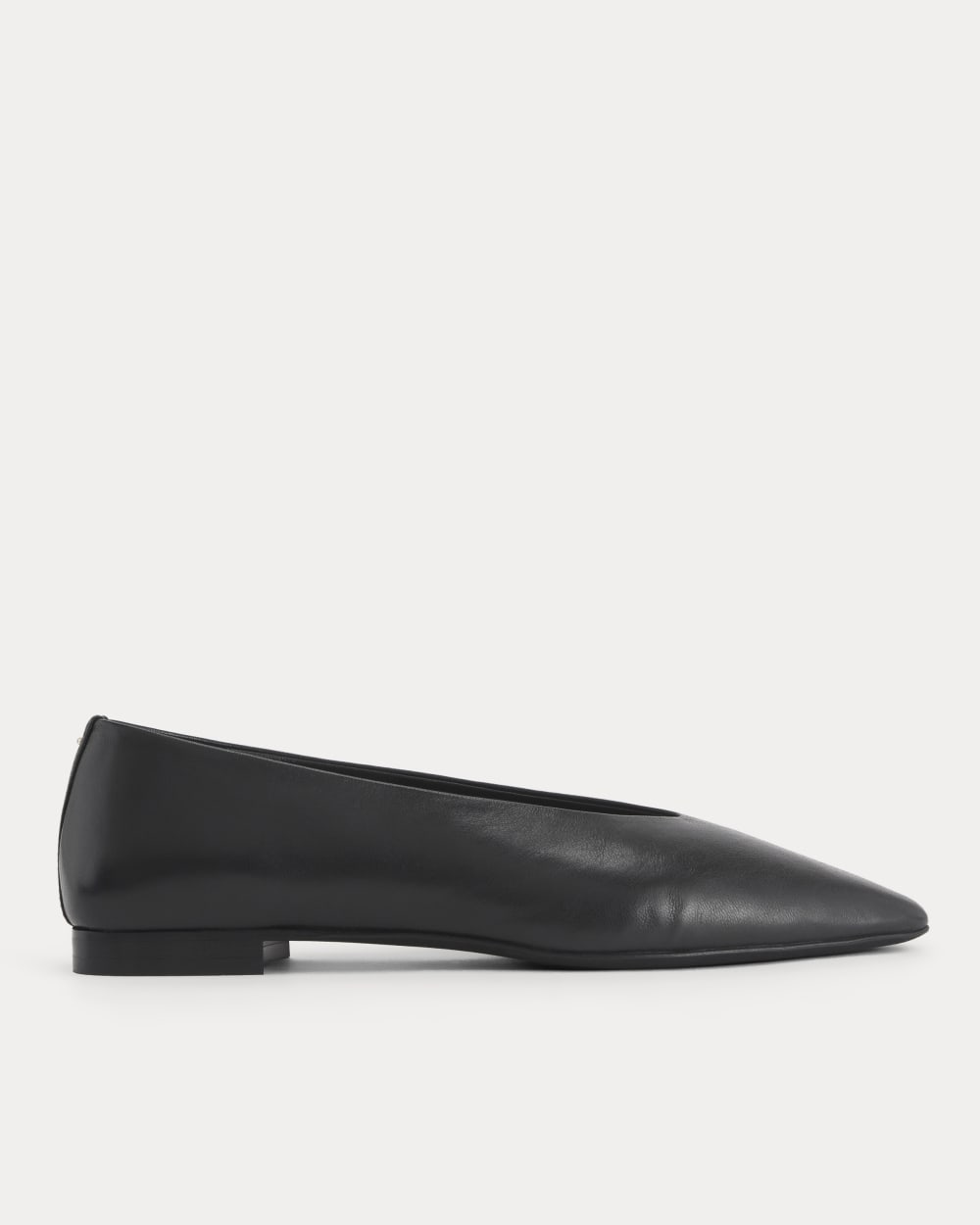 Made in Italy Almond-Toe Flat | Black Leather